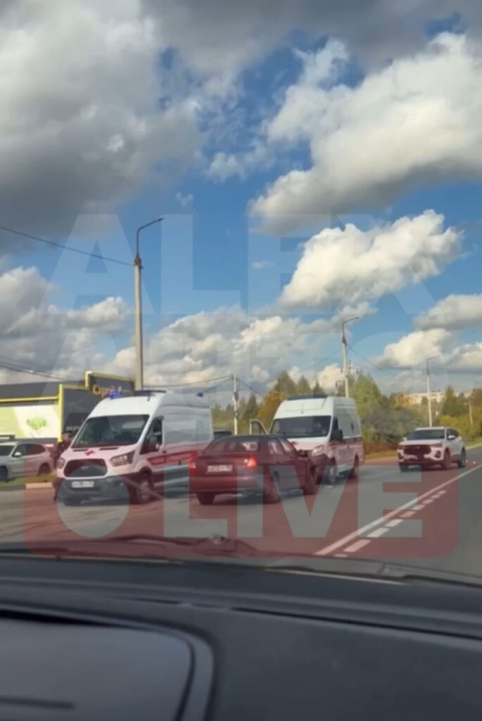 Лобовое столкновение произошло на Двориковском шоссе